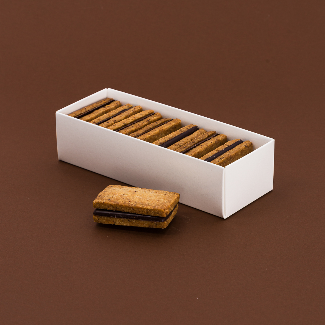 THE SANDO SHORTBREAD BOX