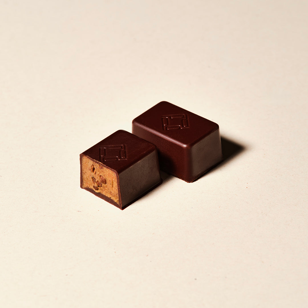 40 DARK CHOCOLATE COATED BONBONS MIX OF 4 PRALINE