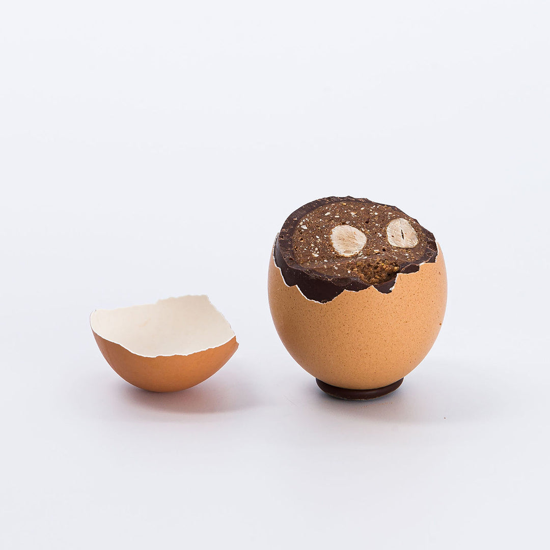 BOX OF 4 PLAQ EGGS IN SHELL