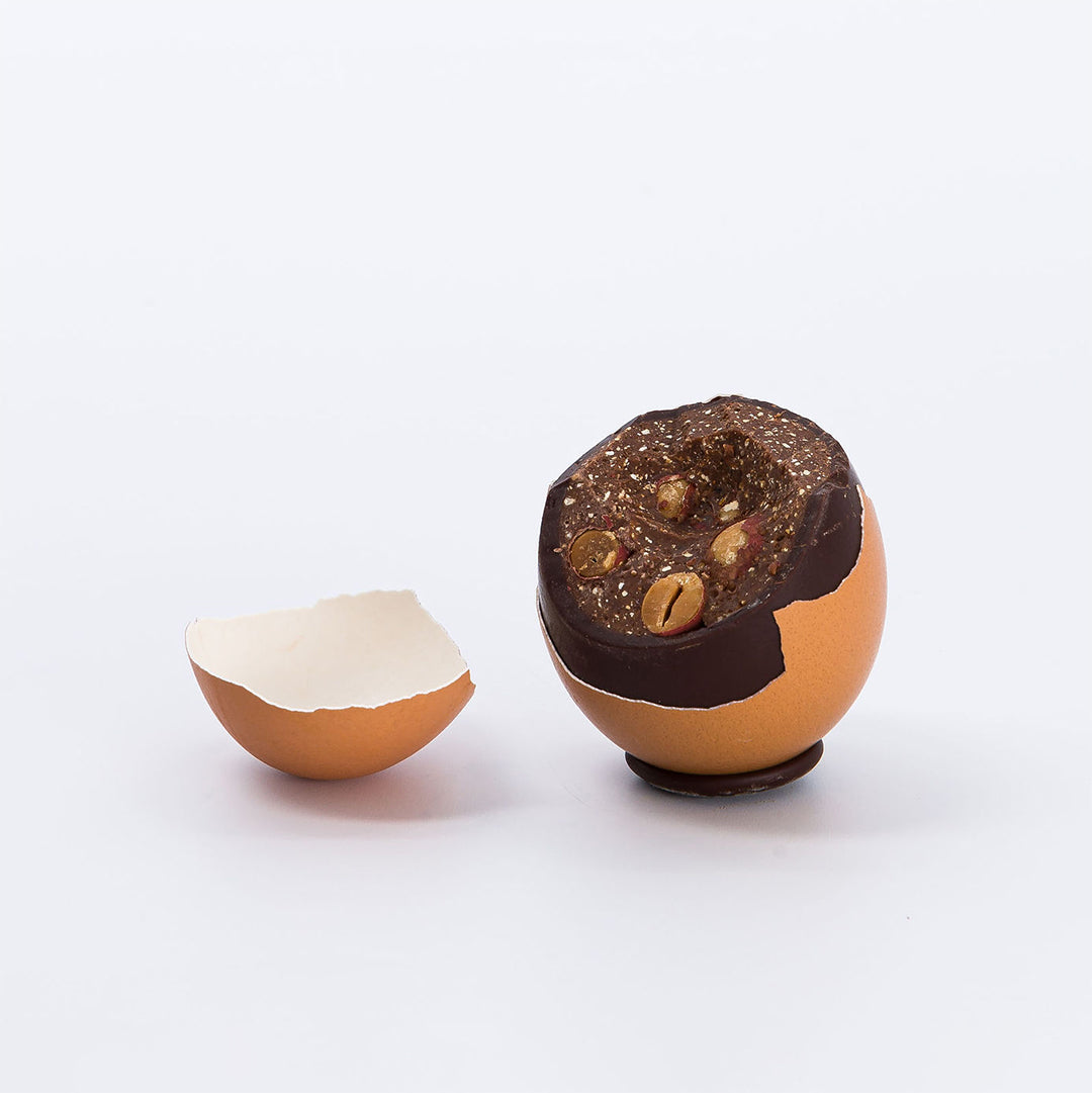 BOX OF 4 PLAQ EGGS IN SHELL