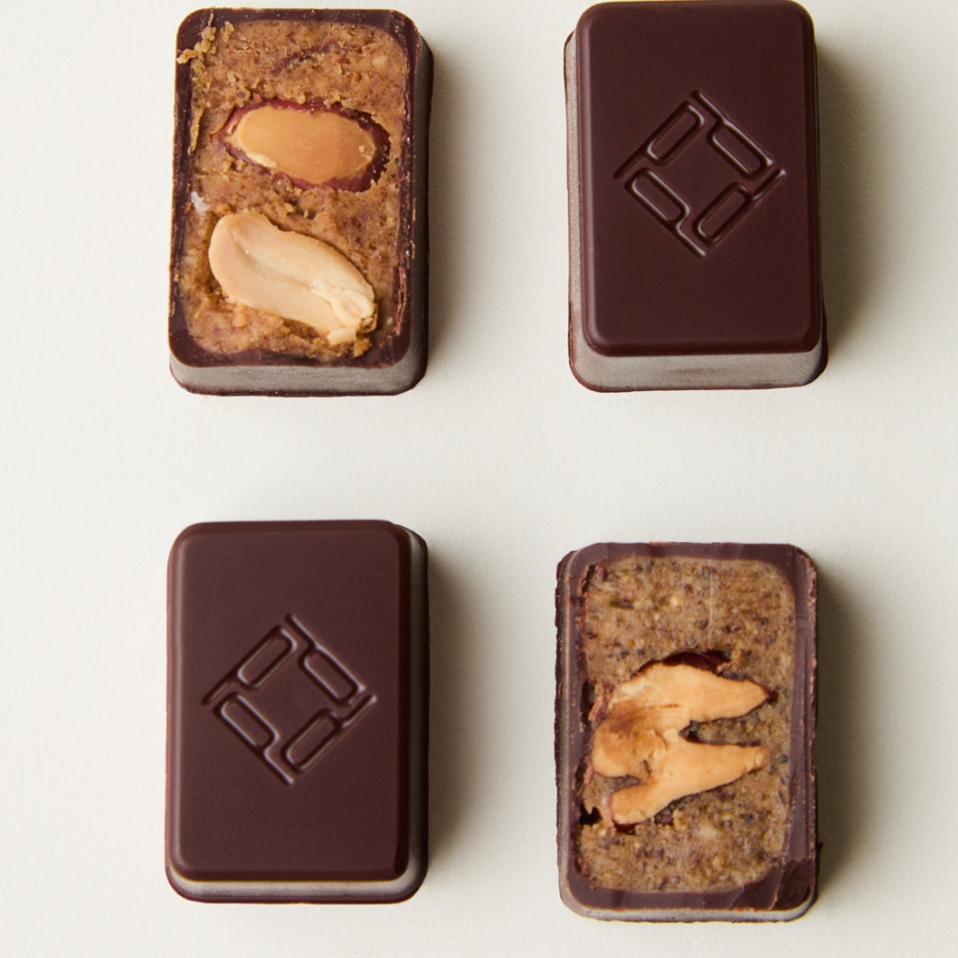 DARK COATED BONBONS MIX OF 4 ORIGINAL PRALINES