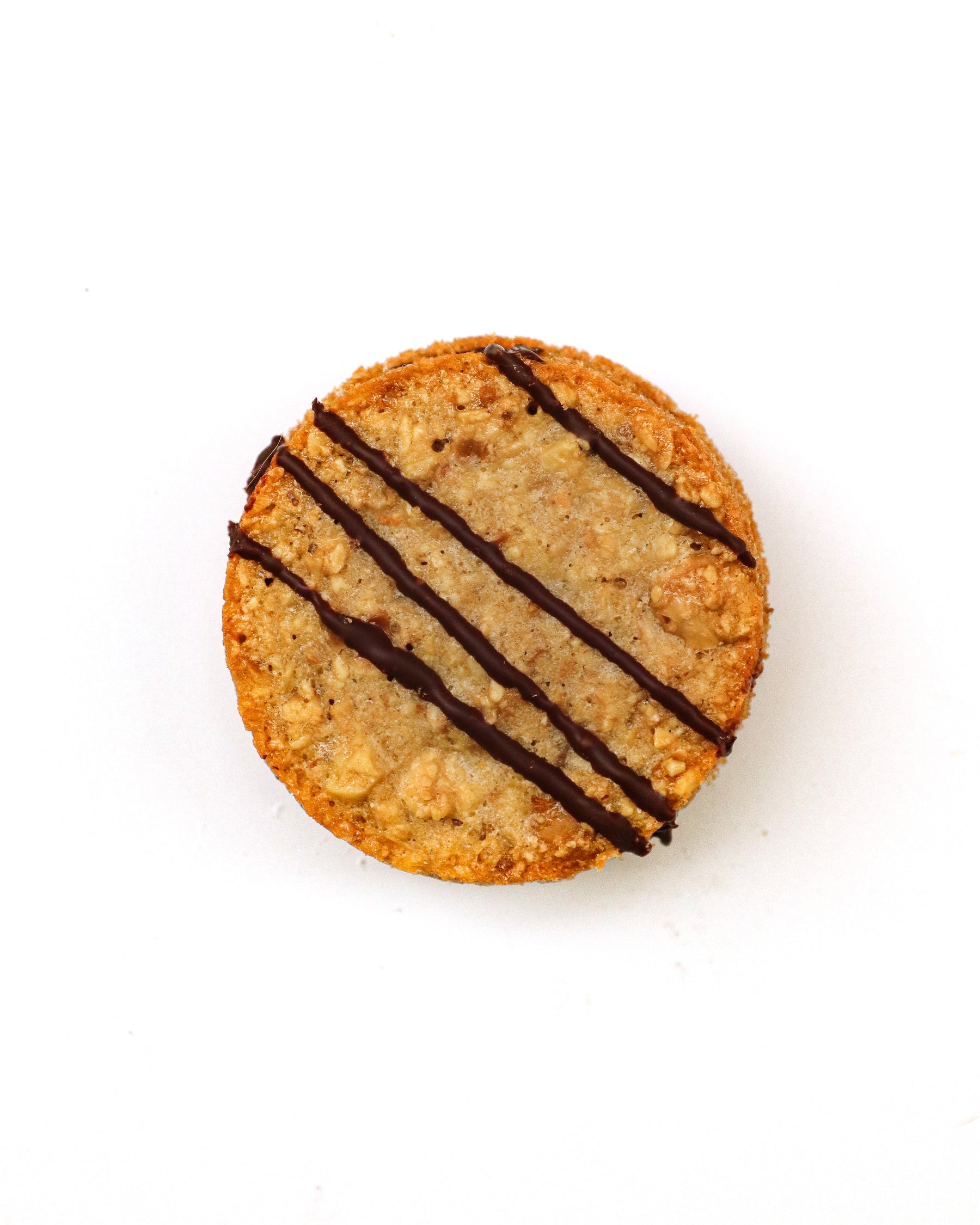 HAZELNUT MACARON