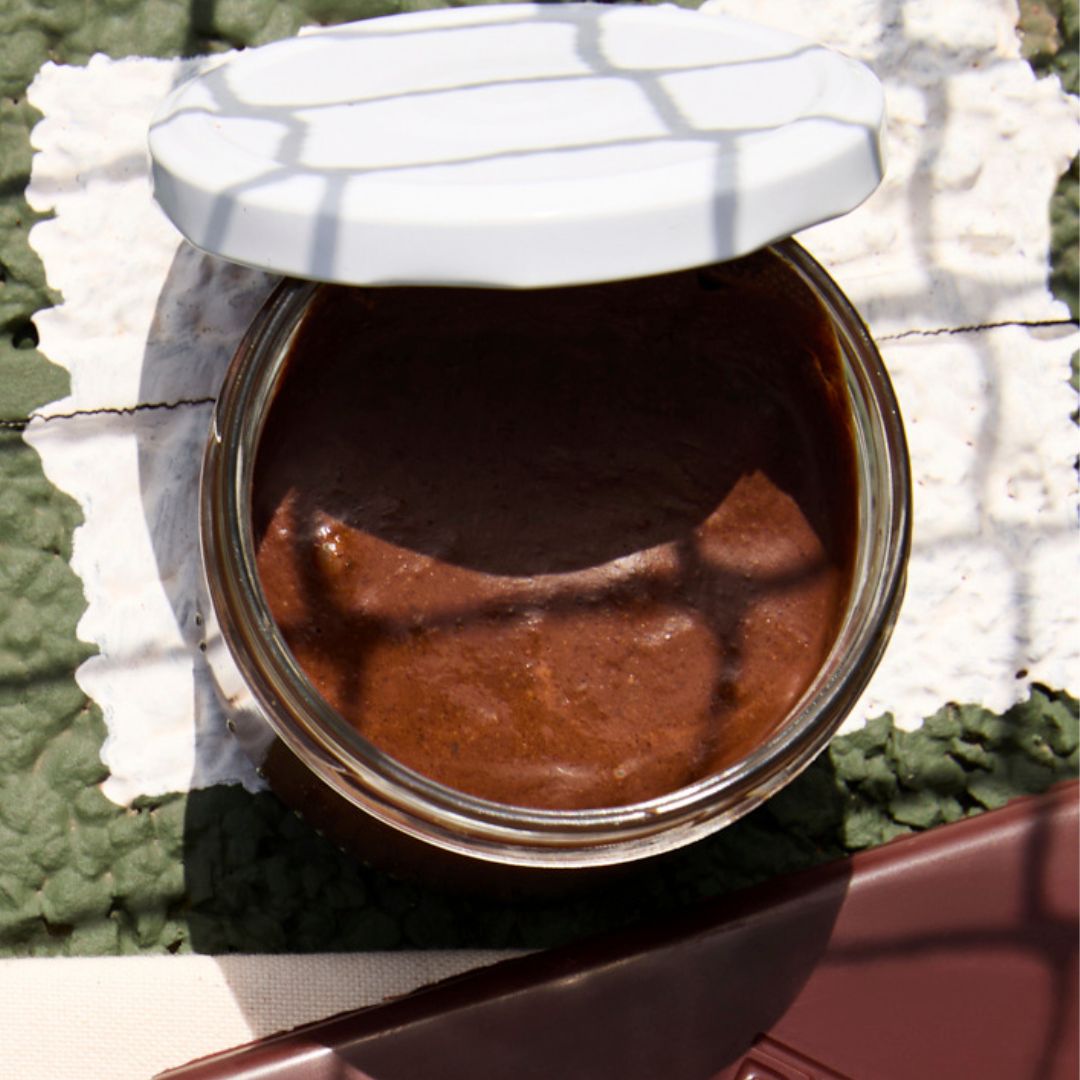 76% PURE DARK CHOCOLATE AND BRONTE PISTACHIO SPREAD 