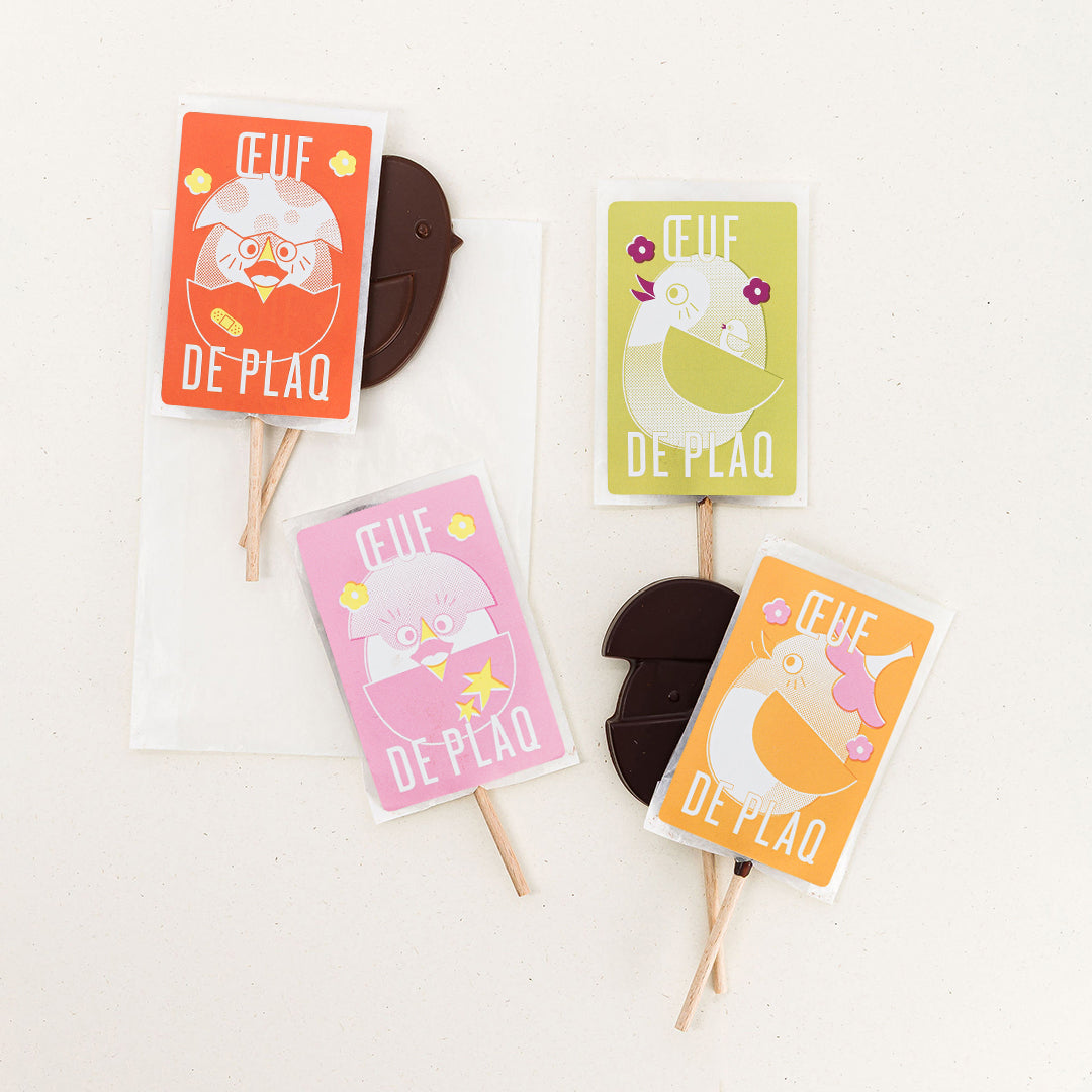 Quatre sucettes Oeuf de Plaq Pâques 2026