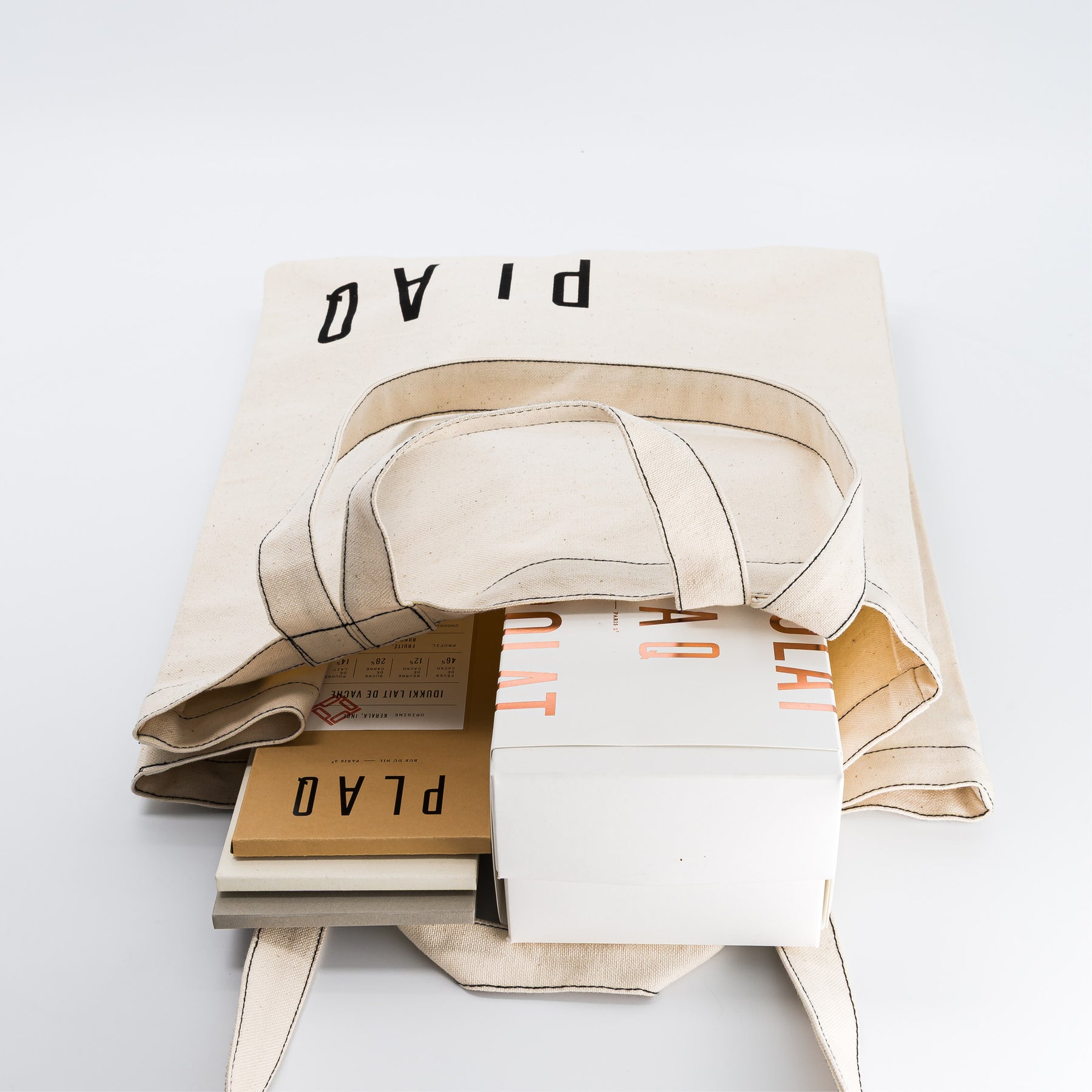 LE TOTE BAG