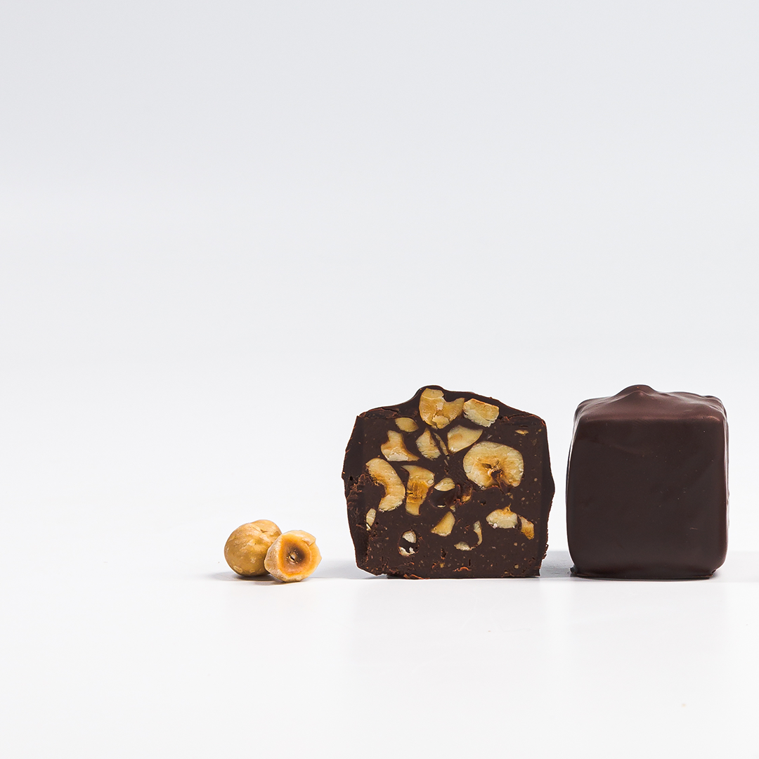 Rocher chocolat noir et noisettes 35g – LA GRANDE BOUTIQUE